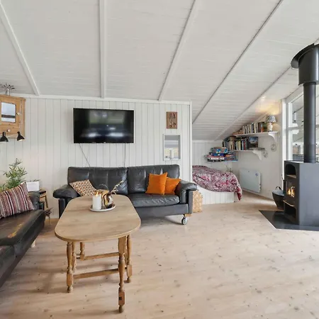 Summer House With A Beautiful View To The Fjord Dom wakacyjny *