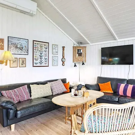 Dom wakacyjny Summer House With A Beautiful View To The Fjord Grevinge