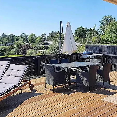 Dom wakacyjny Summer House With A Beautiful View To The Fjord *